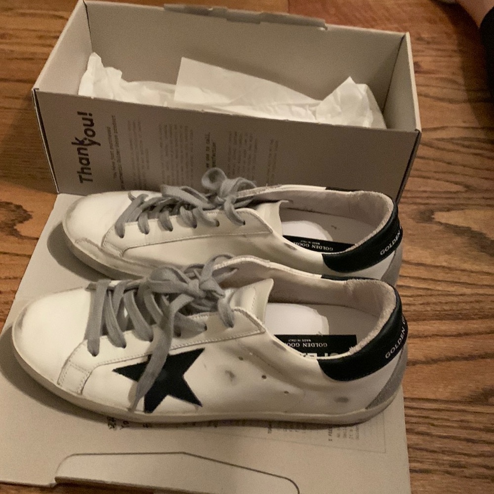 Golden Goose Sneakers